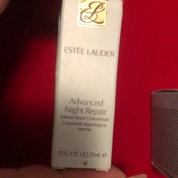 Empty boxes 📦 - Picture 5 of 6